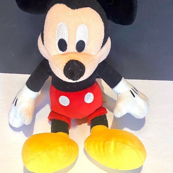 Disney Mickey, Donald and Goofy Beanie 8" Plush - Picture 7 of 9